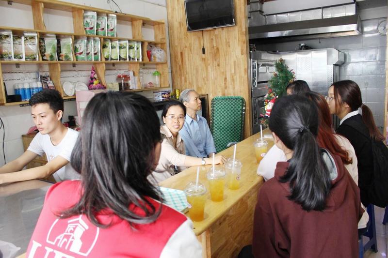 service - learning viết tin 7