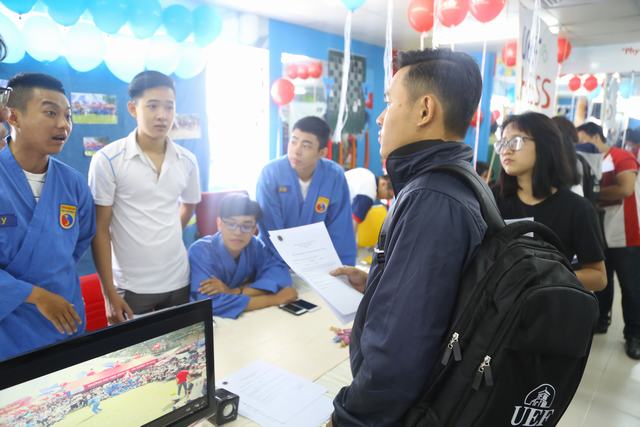 Sinh hoạt đầu khóa UEF 2017 10