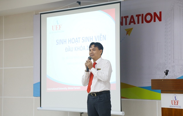 Sinh hoạt đầu khóa UEF 2017