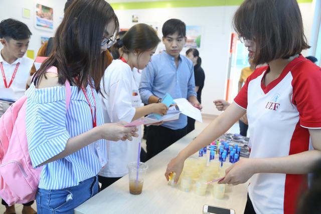 Sáng tạo cùng Warren Eng 12