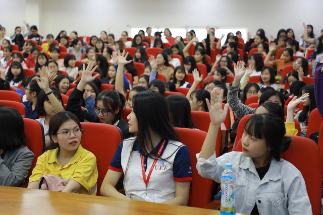 Bí mật bạn gái