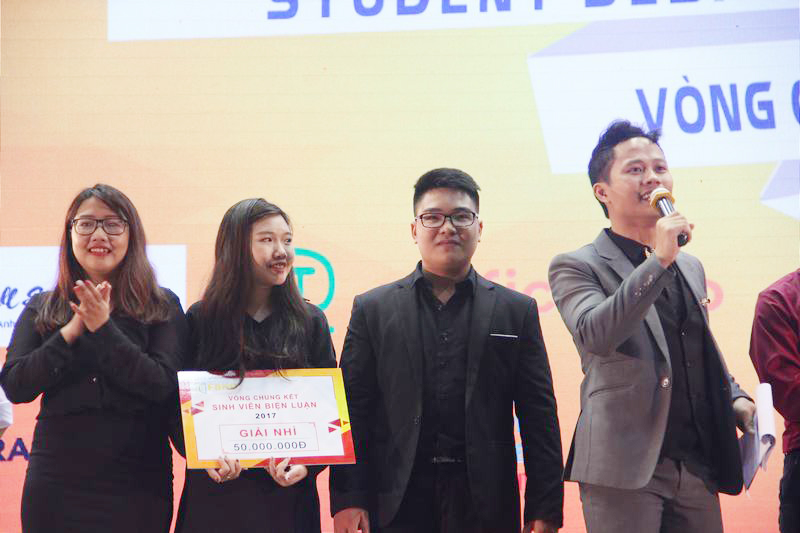 Biện luận sinh viên Á quân UEF 7