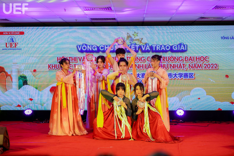 Nhà UEF có 6 tiết mục vào Chung kết