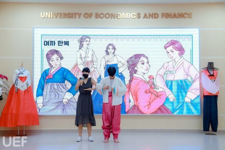 trainghiem-SV-HanQuoc