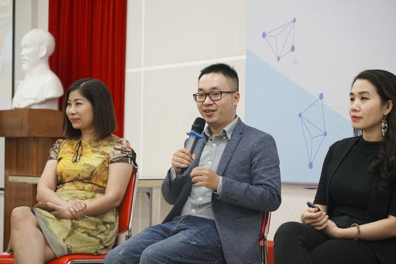 định hướng chuyên ngành Thương mại điện tử 4