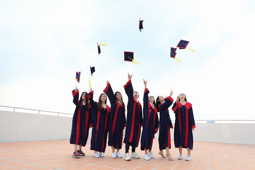 Tốt nghiệp khóa 2016