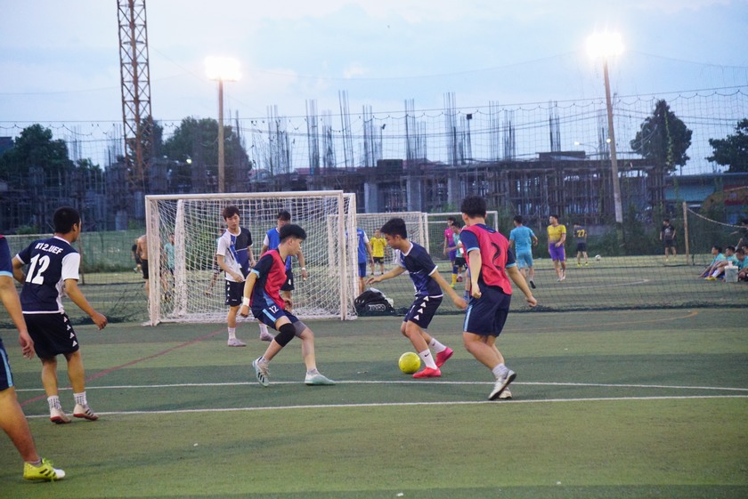 Bán kết bóng đá Olympic UEF 2020