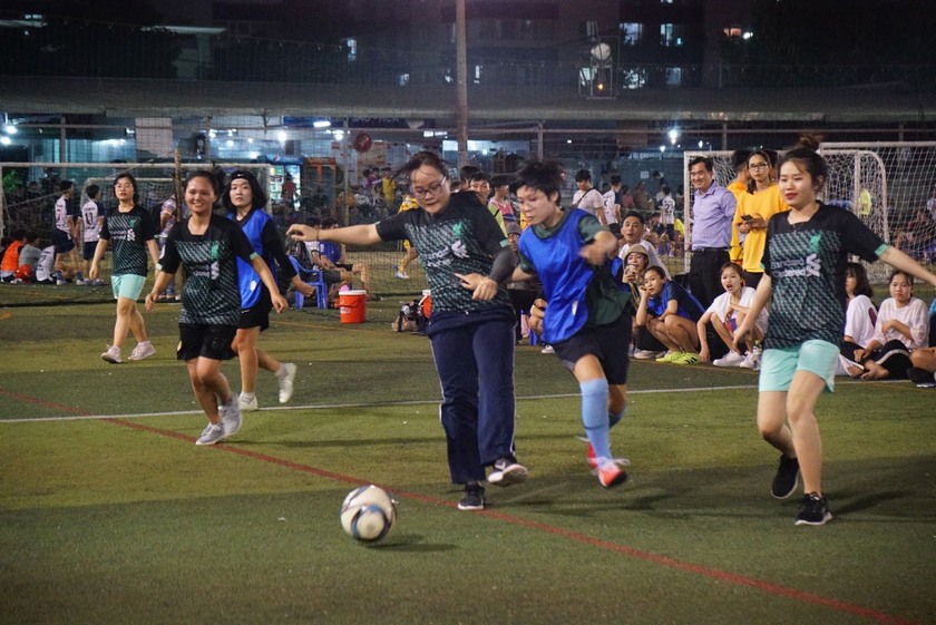 Bán kết bóng đá Olympic UEF 2020