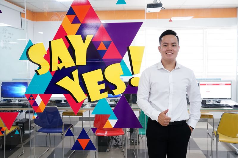 Khắc Hòa - top 100