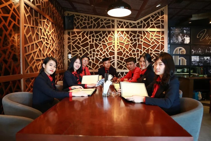 quản trị nhà hàng và dịch vụ ăn uống