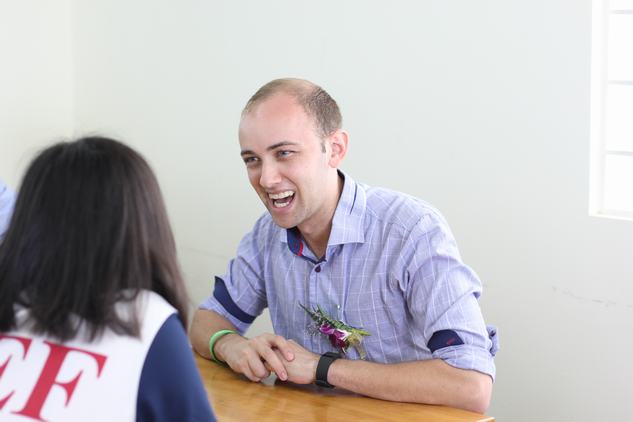 Học viên MBA Dartmouth ấn tượng trước sự năng động, hiếu khách của UEF