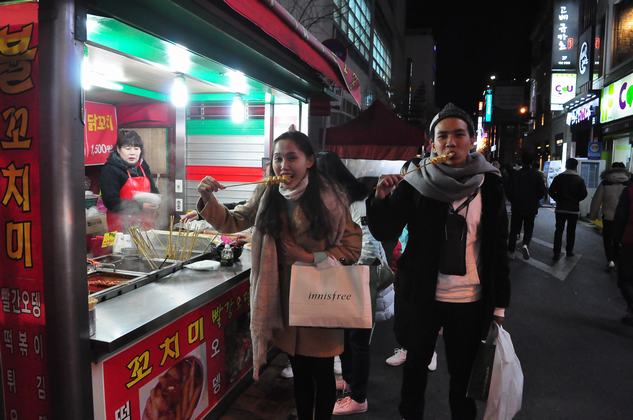 Hành trình học tập tại Hàn Quốc của sinh viên UEF trong ngày đầu tiên