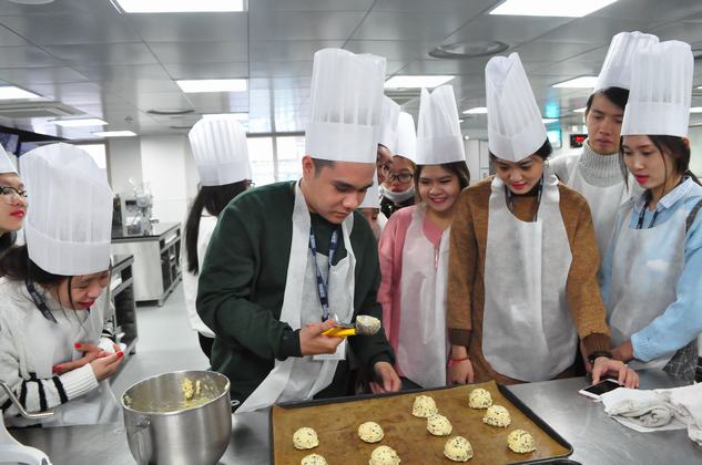 Cùng nhìn lại hành trình học tập tại xứ sở Kim Chi của sinh viên UEF