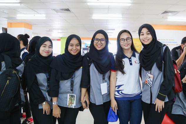 UEFers tiếp tục chào đón những người bạn quốc tế đến từ Malaysia