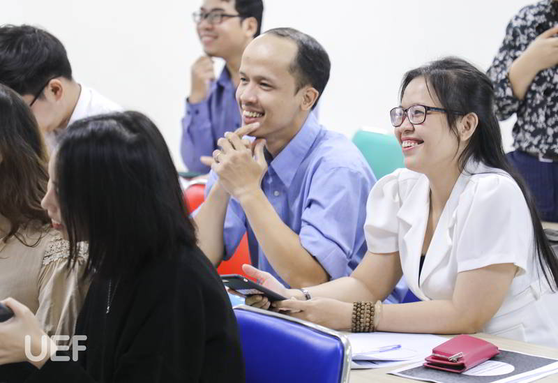 Tập huấn bài thi PTE