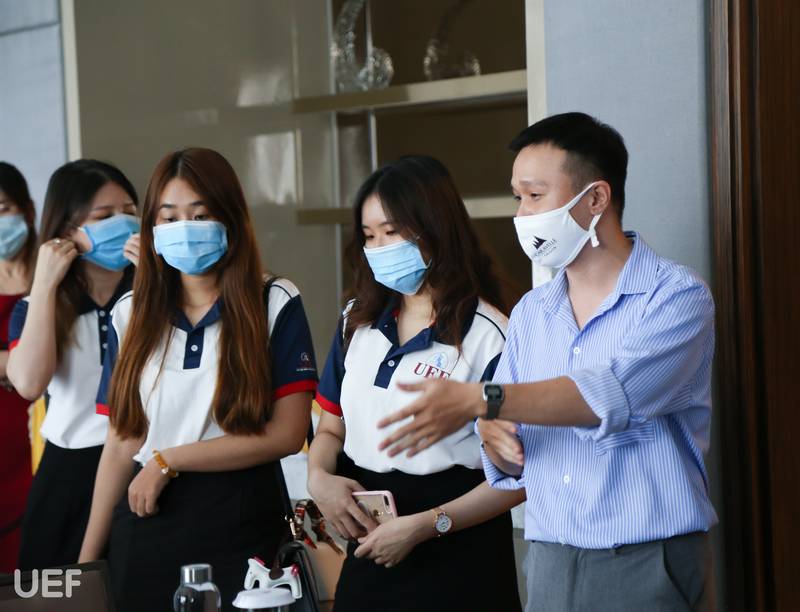 tham quan khách sạn